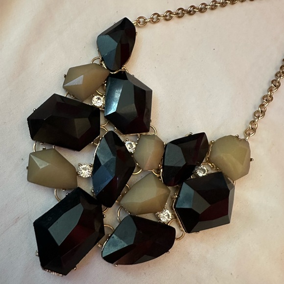 Black and Brown Stone Statement Piece Necklace - Picture 5 of 5